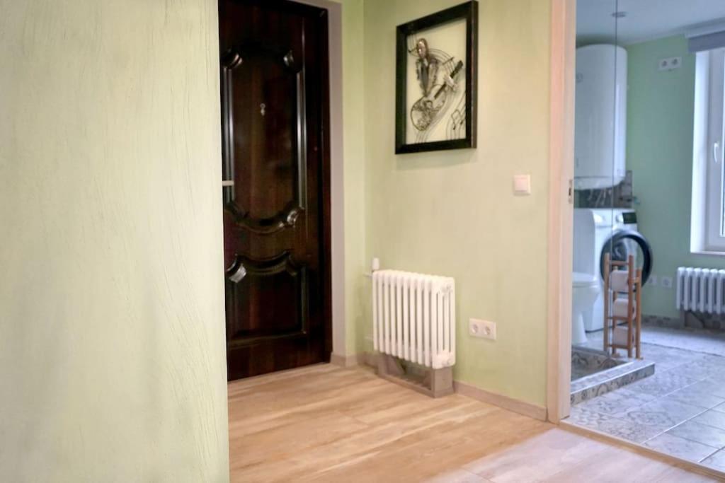 Prime 2Br/Ba Apt Next To Main Station & Olympic Center Лієпая Екстер'єр фото